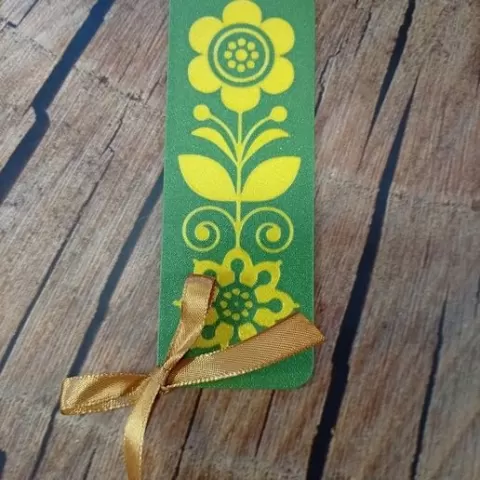 Floral Pattern Bookmark