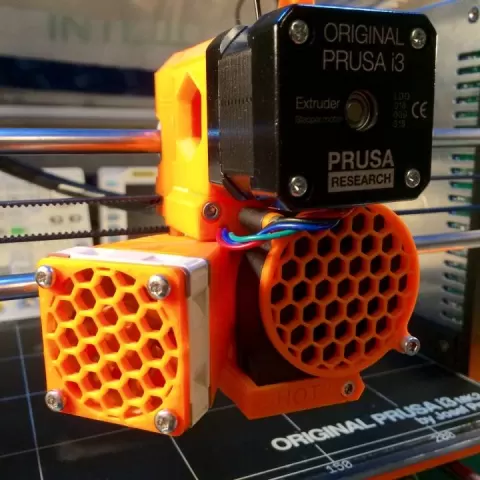 Noctua fan cover 40mmx40mm for Prusa I3 MK2 by Wolfgang Schadow