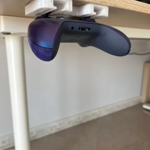 XBOX CONTROLLER HOLDER by Ciro