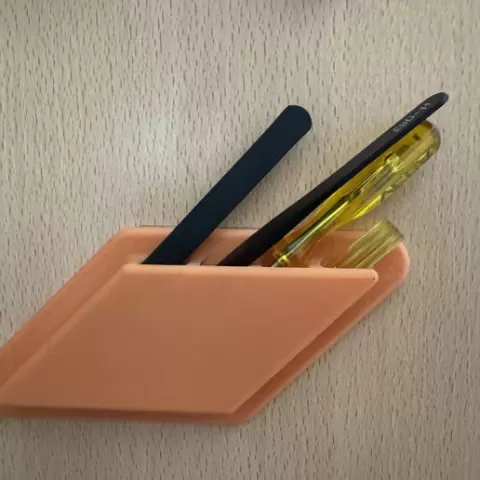 Parametrical Holder for Small Tools (Solidworks)