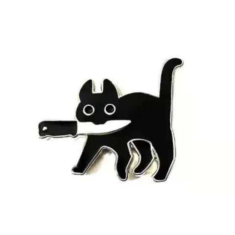cat holding knife keyring - Obsession Oasis