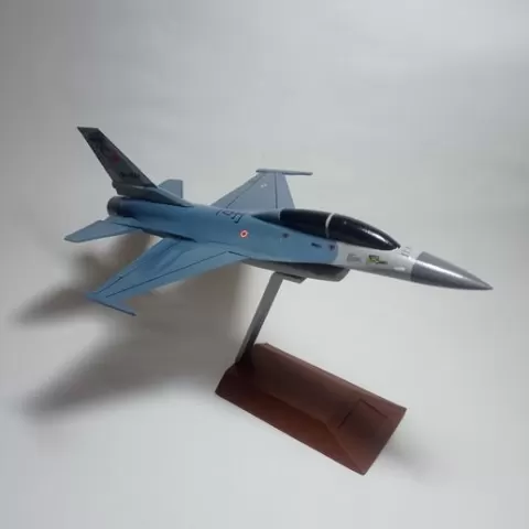 F16 C/D Fighting Falcon