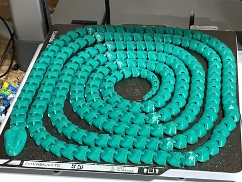 longboi articulated snake