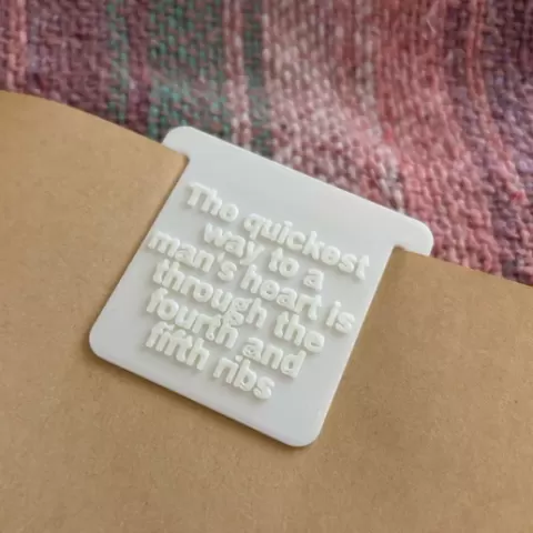 QUOTE BOOKMARK "THE QUICKEST WAY TO A MAN´S HEART IS THROUGH THE FOURTH AND FIFTH RIB"