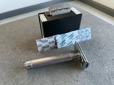 Safety Razor Box