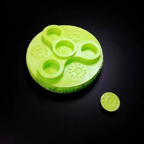 The Penny Fidget Top Spinner with Arena-Dock (use 10-12in's of string for spinning spinner) by Gnarly 3D Kustoms