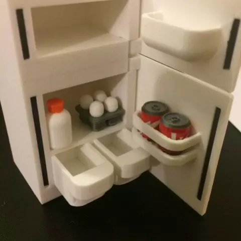 Miniature refrigerator by OHTAE KWON