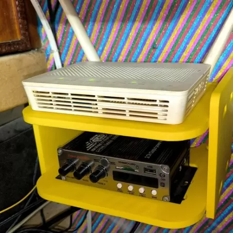 Router shelf