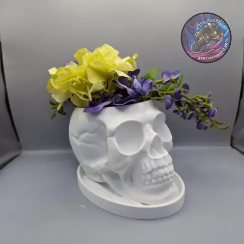 skull planter