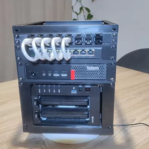 Mini server rack