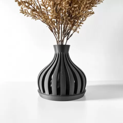 The Luni Short Vase, Modern and Unique Home Decor for Dried and Preserved Flower Arrangement by MODERN MACHINE
