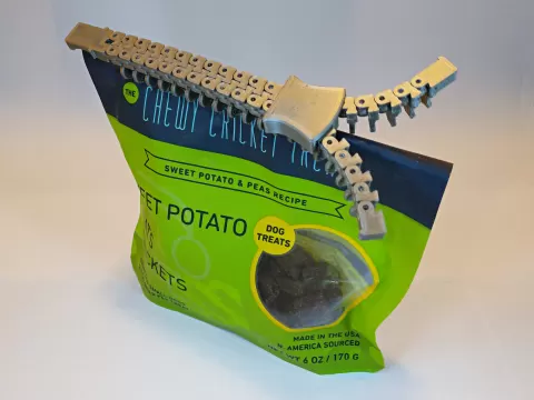 Zippy Bag Clip (print-in-place-ish)