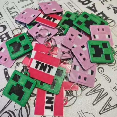 MINECRAFT KEYCHAINS