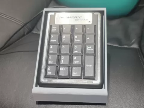 Desktop Numpad Riser