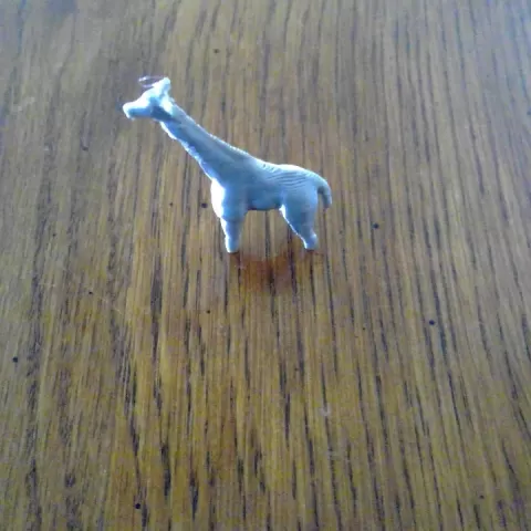 Premium Giraffe by George Morffi