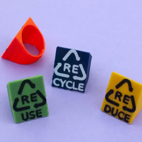 Customizable recycling symbol rings: Signet, embossing and engraving by Xavier Faraudo Gener