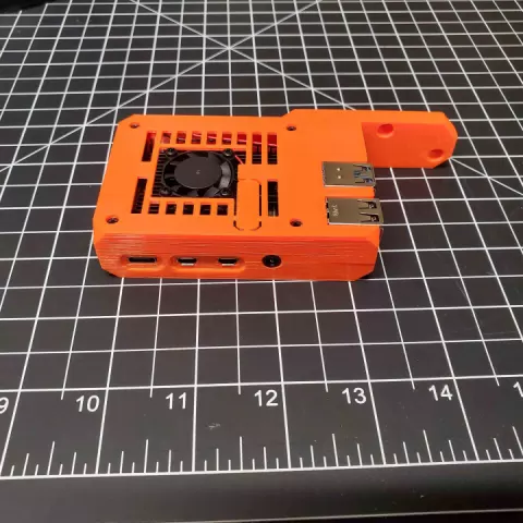 Raspberry Pi4 case for Prusa MK3 - Remix by Nathan Ringham