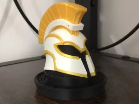 Kingly Helmet - Clash of Clans