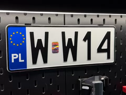 SKADIS Minimalistic EU License Plate Mount