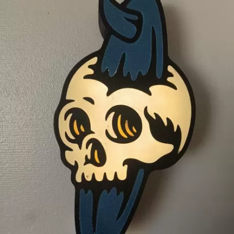 "Skull & Surf".