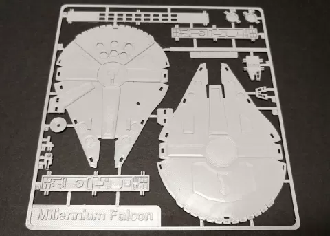 Millennium Falcon Kit Card by Fixumdude