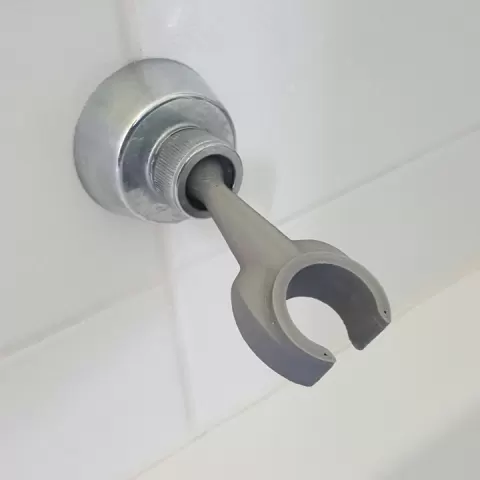 Showerhead holder by Baptiste COUSSONNEAU