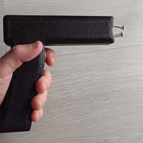 Taser gun