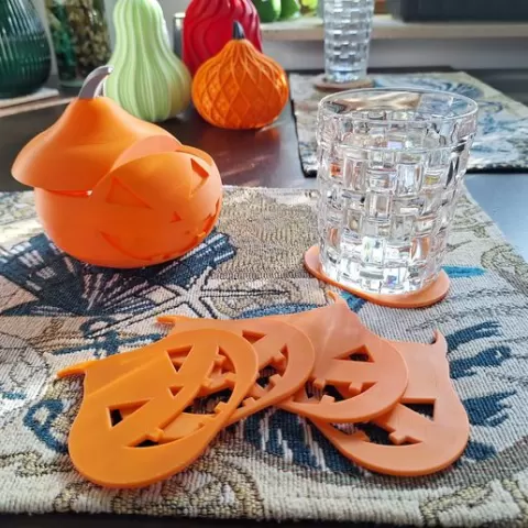 Halloween coaster set