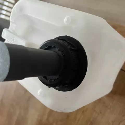 Caster for great can, Gießer für 5L Epoxykanister, wenn man kleine Mengen entnehmen möchte by Bernd