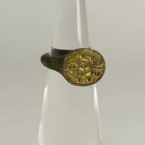 Gold Ring by The Hunt Museum