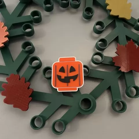 Halloween Pumpkin Face Brick Wreath Stud
