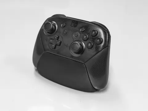 Minimalistic Nintendo Switch Pro Controller Stand