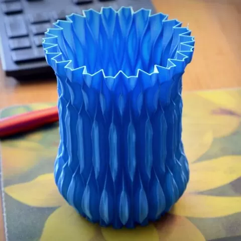 Vase 933