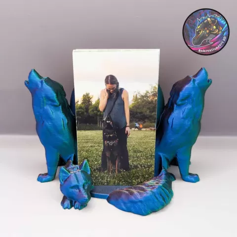 Wolf Business Card Holder