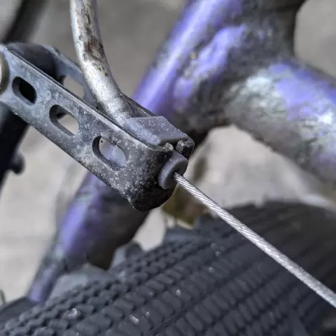 V-Brake noodle end cap replacement by Andre Eberhard