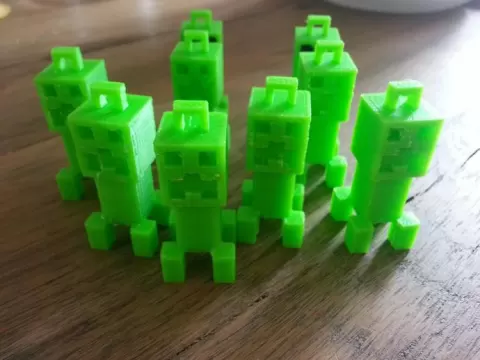 Creeper keychain by Gilbert Stokman