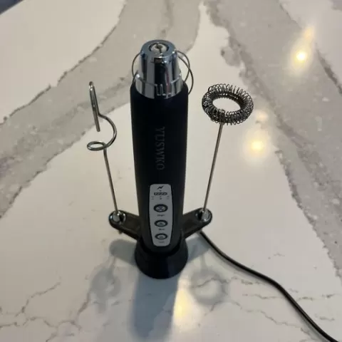 Frother Charging Dock With Attachment Holder