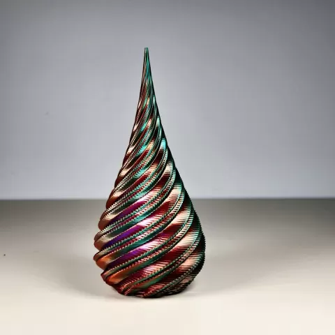 Twisty Christmas Tree 1