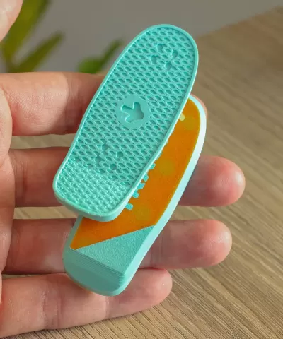 Magnetic Fidget Skateboard