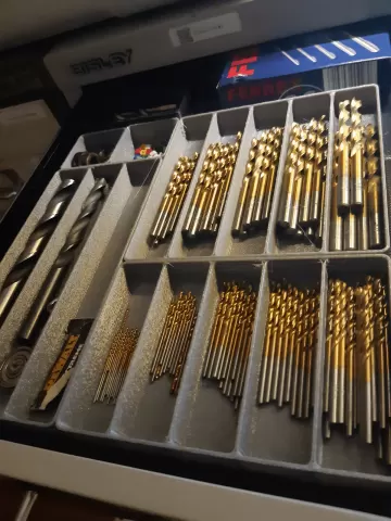 Drill bit storage trays