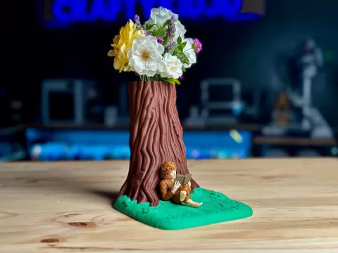 Reading Hobbit Bookend- Vase/Bookmark Holder
