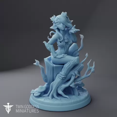 Morielle the Dryad ( Dryad / Nymph / Spore Dryad w Mushroom / Undead Dryad ) by Twin Goddess Miniatures
