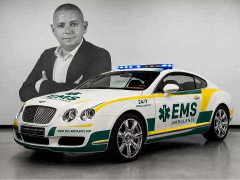 Dubai EMS Bentley car lightbar