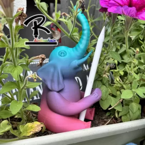 Elephant holder