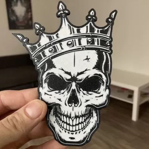 Crowned skull