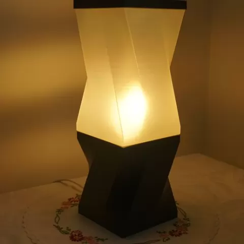 Parallax lamp
