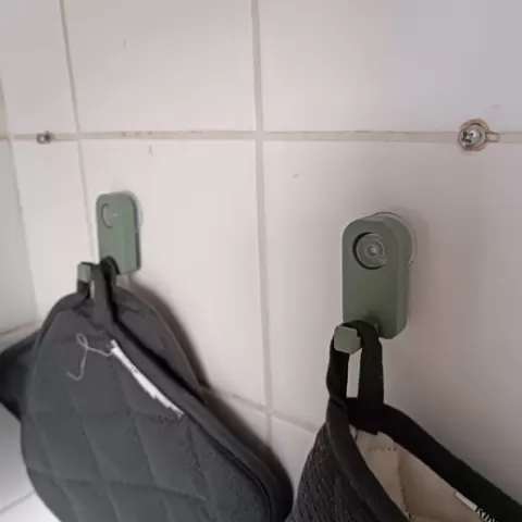 Kitchen / Bathroom hook