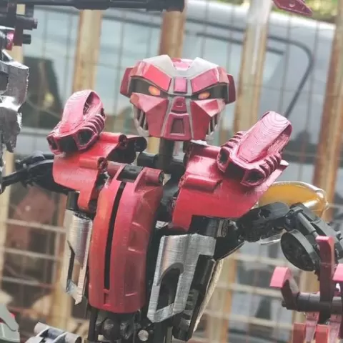 Makuta mask