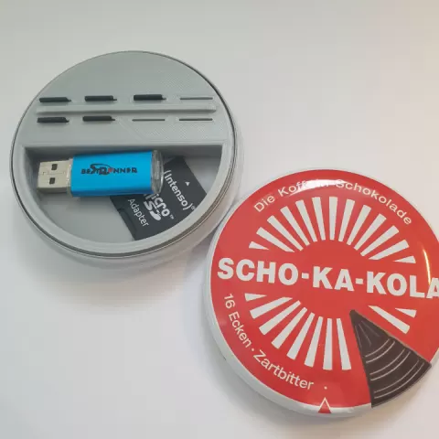SD Card Box by Julian