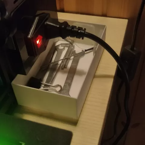 side toolbox by Andrea